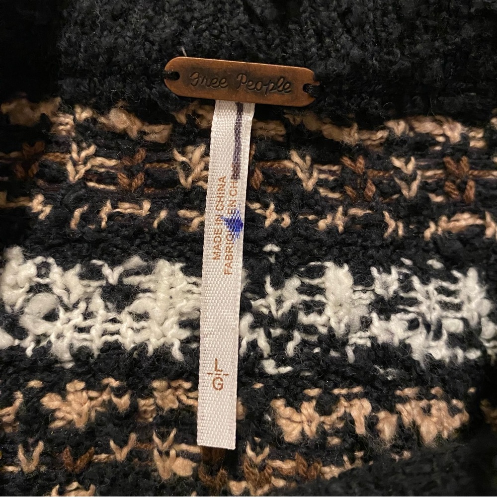 Free People Nellie Elephant Fair Isle Boucle Sweater | Size Large - Picture 14 of 15